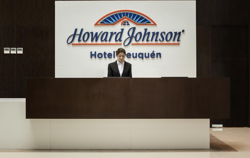 Howard Johnson Neuquen Hotel Ngoại thất bức ảnh